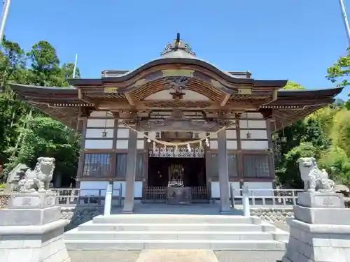 三熊野神社の本殿・本堂