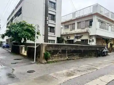龍宮の御嶽の{uncategorized: "未分類", other: "その他", undefined: "問題あり", building: "その他建物", grave: "お墓", sacred_gate: "鳥居", guardian: "狛犬", statue: "像", buddha: "仏像", history: "歴史", nature: "自然", garden: "庭園", animal: "動物", pagoda: "塔", temizu: "手水舎", mountain_gate: "山門・神門", sanctuary: "本殿・本堂", subordinate: "末社・摂社", art: "芸術", scenery: "景色", jizo: "地蔵", ema: "絵馬", goshuin: "御朱印", omikuji: "おみくじ", items: "授与品その他", amulet: "お守り", goshuincho: "御朱印帳", eats: "食事", festival: "お祭り", votive_dance: "神楽", shichigosan: "七五三参", wedding: "結婚式", experience: "体験その他", initially: "初詣", around: "周辺", anti_infection: "感染症対策"}