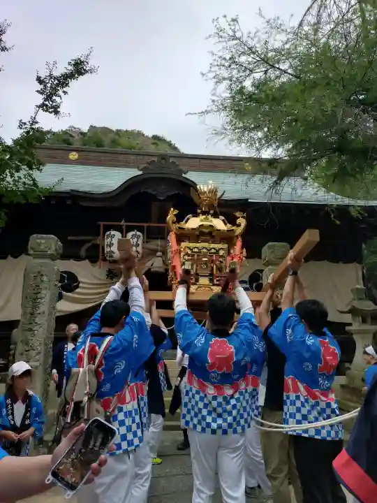 白髭神社の{uncategorized: "未分類", other: "その他", undefined: "問題あり", building: "その他建物", grave: "お墓", sacred_gate: "鳥居", guardian: "狛犬", statue: "像", buddha: "仏像", history: "歴史", nature: "自然", garden: "庭園", animal: "動物", pagoda: "塔", temizu: "手水舎", mountain_gate: "山門・神門", sanctuary: "本殿・本堂", subordinate: "末社・摂社", art: "芸術", scenery: "景色", jizo: "地蔵", ema: "絵馬", goshuin: "御朱印", omikuji: "おみくじ", items: "授与品その他", amulet: "お守り", goshuincho: "御朱印帳", eats: "食事", festival: "お祭り", votive_dance: "神楽", shichigosan: "七五三参", wedding: "結婚式", experience: "体験その他", initially: "初詣", around: "周辺", anti_infection: "感染症対策"}