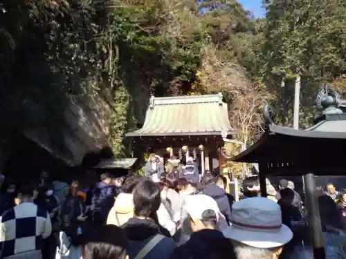 銭洗弁財天宇賀福神社の本殿・本堂