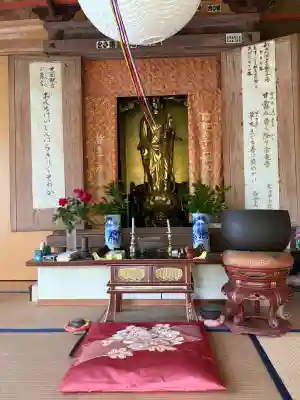 寶龍寺の{uncategorized: "未分類", other: "その他", undefined: "問題あり", building: "その他建物", grave: "お墓", sacred_gate: "鳥居", guardian: "狛犬", statue: "像", buddha: "仏像", history: "歴史", nature: "自然", garden: "庭園", animal: "動物", pagoda: "塔", temizu: "手水舎", mountain_gate: "山門・神門", sanctuary: "本殿・本堂", subordinate: "末社・摂社", art: "芸術", scenery: "景色", jizo: "地蔵", ema: "絵馬", goshuin: "御朱印", omikuji: "おみくじ", items: "授与品その他", amulet: "お守り", goshuincho: "御朱印帳", eats: "食事", festival: "お祭り", votive_dance: "神楽", shichigosan: "七五三参", wedding: "結婚式", experience: "体験その他", initially: "初詣", around: "周辺", anti_infection: "感染症対策"}