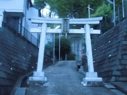 八幡神社の鳥居