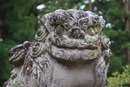 田村神社の狛犬