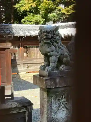 武道天神社の狛犬