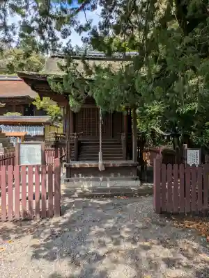 大宝神社の{uncategorized: "未分類", other: "その他", undefined: "問題あり", building: "その他建物", grave: "お墓", sacred_gate: "鳥居", guardian: "狛犬", statue: "像", buddha: "仏像", history: "歴史", nature: "自然", garden: "庭園", animal: "動物", pagoda: "塔", temizu: "手水舎", mountain_gate: "山門・神門", sanctuary: "本殿・本堂", subordinate: "末社・摂社", art: "芸術", scenery: "景色", jizo: "地蔵", ema: "絵馬", goshuin: "御朱印", omikuji: "おみくじ", items: "授与品その他", amulet: "お守り", goshuincho: "御朱印帳", eats: "食事", festival: "お祭り", votive_dance: "神楽", shichigosan: "七五三参", wedding: "結婚式", experience: "体験その他", initially: "初詣", around: "周辺", anti_infection: "感染症対策"}