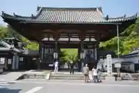 石山寺の山門・神門