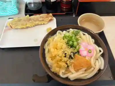 宇佐神社の{uncategorized: "未分類", other: "その他", undefined: "問題あり", building: "その他建物", grave: "お墓", sacred_gate: "鳥居", guardian: "狛犬", statue: "像", buddha: "仏像", history: "歴史", nature: "自然", garden: "庭園", animal: "動物", pagoda: "塔", temizu: "手水舎", mountain_gate: "山門・神門", sanctuary: "本殿・本堂", subordinate: "末社・摂社", art: "芸術", scenery: "景色", jizo: "地蔵", ema: "絵馬", goshuin: "御朱印", omikuji: "おみくじ", items: "授与品その他", amulet: "お守り", goshuincho: "御朱印帳", eats: "食事", festival: "お祭り", votive_dance: "神楽", shichigosan: "七五三参", wedding: "結婚式", experience: "体験その他", initially: "初詣", around: "周辺", anti_infection: "感染症対策"}