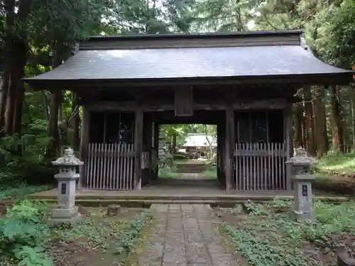 都々古別神社(馬場)の山門・神門