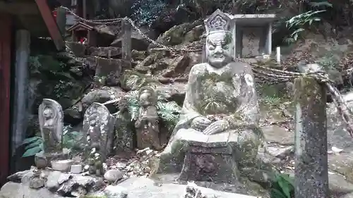 天台宗玄清法流　胸の観音寺の仏像