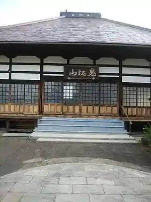 来迎寺の本殿・本堂