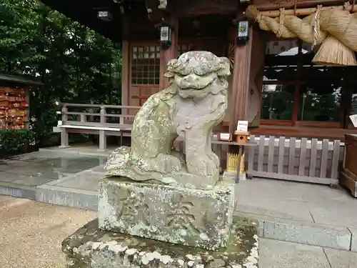 相模国総社六所神社の狛犬