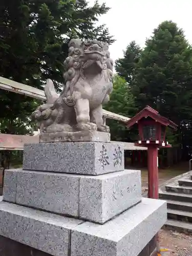 蘆別神社の狛犬