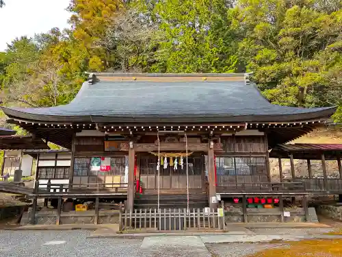 穂見諏訪十五所神社の本殿