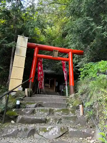 玉簾神社(神奈川県)
