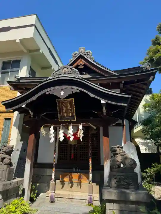 東神社の{uncategorized: "未分類", other: "その他", undefined: "問題あり", building: "その他建物", grave: "お墓", sacred_gate: "鳥居", guardian: "狛犬", statue: "像", buddha: "仏像", history: "歴史", nature: "自然", garden: "庭園", animal: "動物", pagoda: "塔", temizu: "手水舎", mountain_gate: "山門・神門", sanctuary: "本殿・本堂", subordinate: "末社・摂社", art: "芸術", scenery: "景色", jizo: "地蔵", ema: "絵馬", goshuin: "御朱印", omikuji: "おみくじ", items: "授与品その他", amulet: "お守り", goshuincho: "御朱印帳", eats: "食事", festival: "お祭り", votive_dance: "神楽", shichigosan: "七五三参", wedding: "結婚式", experience: "体験その他", initially: "初詣", around: "周辺", anti_infection: "感染症対策"}