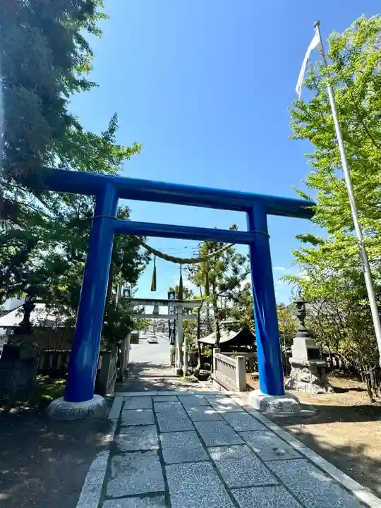小名浜諏訪神社 ~海の鎮守様~の{uncategorized: "未分類", other: "その他", undefined: "問題あり", building: "その他建物", grave: "お墓", sacred_gate: "鳥居", guardian: "狛犬", statue: "像", buddha: "仏像", history: "歴史", nature: "自然", garden: "庭園", animal: "動物", pagoda: "塔", temizu: "手水舎", mountain_gate: "山門・神門", sanctuary: "本殿・本堂", subordinate: "末社・摂社", art: "芸術", scenery: "景色", jizo: "地蔵", ema: "絵馬", goshuin: "御朱印", omikuji: "おみくじ", items: "授与品その他", amulet: "お守り", goshuincho: "御朱印帳", eats: "食事", festival: "お祭り", votive_dance: "神楽", shichigosan: "七五三参", wedding: "結婚式", experience: "体験その他", initially: "初詣", around: "周辺", anti_infection: "感染症対策"}