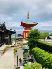 八浄寺の建物その他