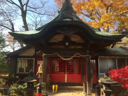 嶺梅院の本殿・本堂