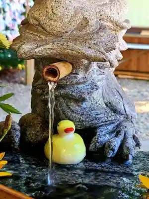 滑川神社 - 仕事と子どもの守り神の手水舎