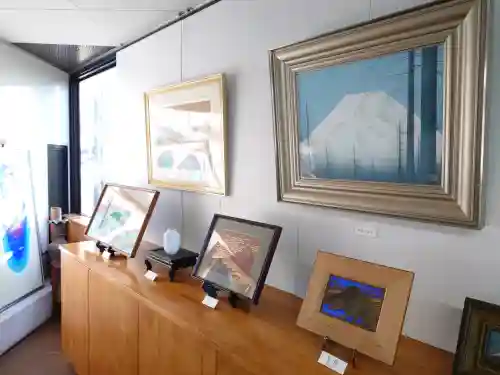 座間神社の{uncategorized: "未分類", other: "その他", undefined: "問題あり", building: "その他建物", grave: "お墓", sacred_gate: "鳥居", guardian: "狛犬", statue: "像", buddha: "仏像", history: "歴史", nature: "自然", garden: "庭園", animal: "動物", pagoda: "塔", temizu: "手水舎", mountain_gate: "山門・神門", sanctuary: "本殿・本堂", subordinate: "末社・摂社", art: "芸術", scenery: "景色", jizo: "地蔵", ema: "絵馬", goshuin: "御朱印", omikuji: "おみくじ", items: "授与品その他", amulet: "お守り", goshuincho: "御朱印帳", eats: "食事", festival: "お祭り", votive_dance: "神楽", shichigosan: "七五三参", wedding: "結婚式", experience: "体験その他", initially: "初詣", around: "周辺", anti_infection: "感染症対策"}