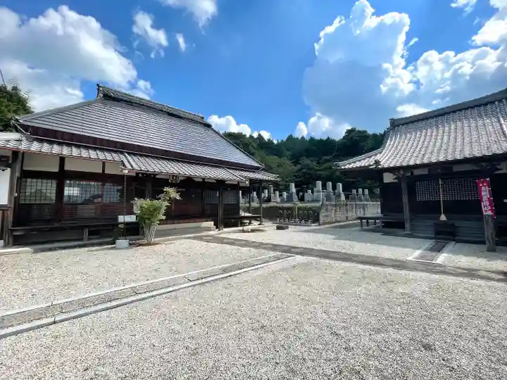 西音寺(三重県)
