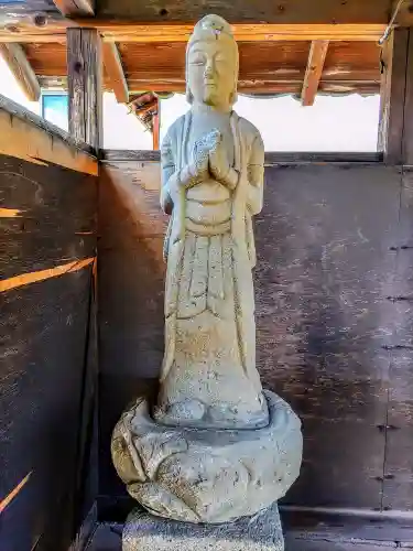 秋葉社（引山2）の仏像