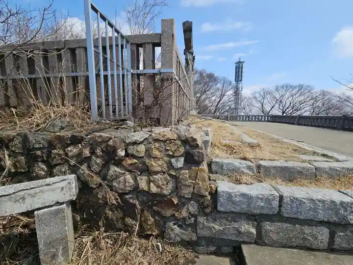 彌彦神社奥宮(御神廟)(新潟県)