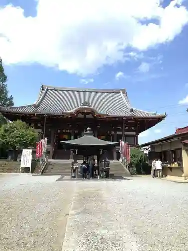 慈恩寺の本殿・本堂