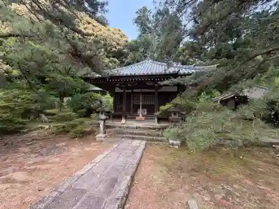 弘川寺の{uncategorized: "未分類", other: "その他", undefined: "問題あり", building: "その他建物", grave: "お墓", sacred_gate: "鳥居", guardian: "狛犬", statue: "像", buddha: "仏像", history: "歴史", nature: "自然", garden: "庭園", animal: "動物", pagoda: "塔", temizu: "手水舎", mountain_gate: "山門・神門", sanctuary: "本殿・本堂", subordinate: "末社・摂社", art: "芸術", scenery: "景色", jizo: "地蔵", ema: "絵馬", goshuin: "御朱印", omikuji: "おみくじ", items: "授与品その他", amulet: "お守り", goshuincho: "御朱印帳", eats: "食事", festival: "お祭り", votive_dance: "神楽", shichigosan: "七五三参", wedding: "結婚式", experience: "体験その他", initially: "初詣", around: "周辺", anti_infection: "感染症対策"}