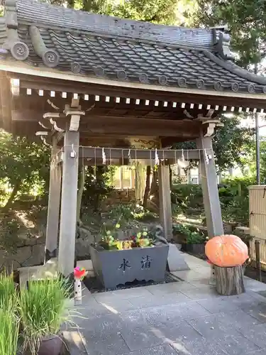 東海市熊野神社の手水舎