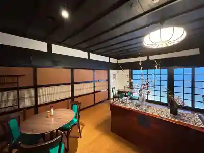 大宮飯沼神社の{uncategorized: "未分類", other: "その他", undefined: "問題あり", building: "その他建物", grave: "お墓", sacred_gate: "鳥居", guardian: "狛犬", statue: "像", buddha: "仏像", history: "歴史", nature: "自然", garden: "庭園", animal: "動物", pagoda: "塔", temizu: "手水舎", mountain_gate: "山門・神門", sanctuary: "本殿・本堂", subordinate: "末社・摂社", art: "芸術", scenery: "景色", jizo: "地蔵", ema: "絵馬", goshuin: "御朱印", omikuji: "おみくじ", items: "授与品その他", amulet: "お守り", goshuincho: "御朱印帳", eats: "食事", festival: "お祭り", votive_dance: "神楽", shichigosan: "七五三参", wedding: "結婚式", experience: "体験その他", initially: "初詣", around: "周辺", anti_infection: "感染症対策"}