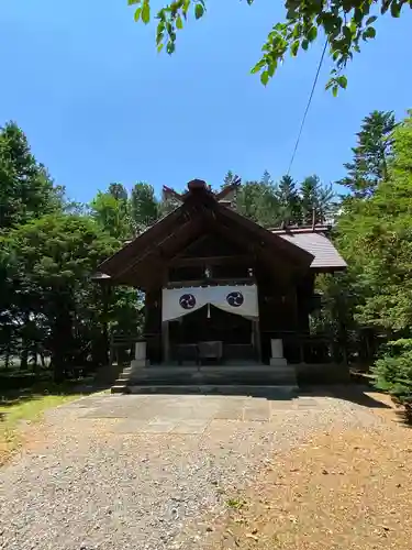 川西神社の本殿・本堂
