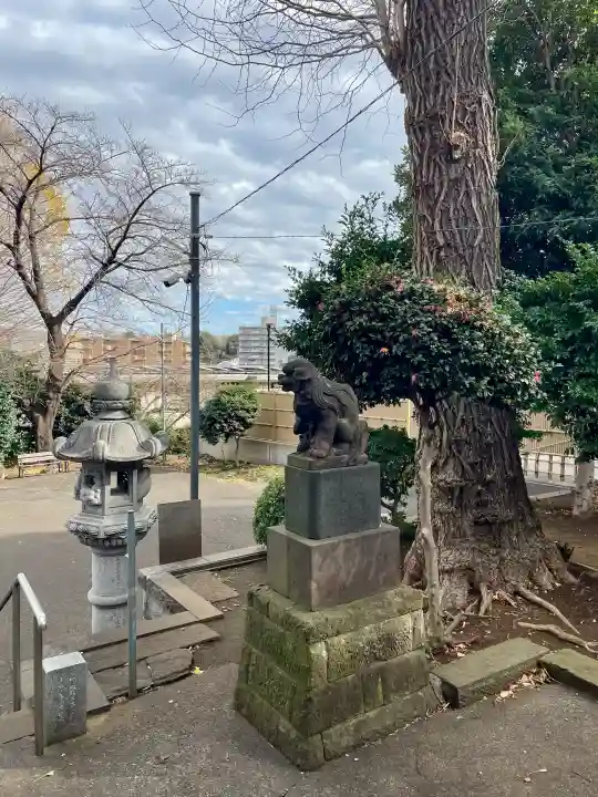 八杉神社の{uncategorized: "未分類", other: "その他", undefined: "問題あり", building: "その他建物", grave: "お墓", sacred_gate: "鳥居", guardian: "狛犬", statue: "像", buddha: "仏像", history: "歴史", nature: "自然", garden: "庭園", animal: "動物", pagoda: "塔", temizu: "手水舎", mountain_gate: "山門・神門", sanctuary: "本殿・本堂", subordinate: "末社・摂社", art: "芸術", scenery: "景色", jizo: "地蔵", ema: "絵馬", goshuin: "御朱印", omikuji: "おみくじ", items: "授与品その他", amulet: "お守り", goshuincho: "御朱印帳", eats: "食事", festival: "お祭り", votive_dance: "神楽", shichigosan: "七五三参", wedding: "結婚式", experience: "体験その他", initially: "初詣", around: "周辺", anti_infection: "感染症対策"}