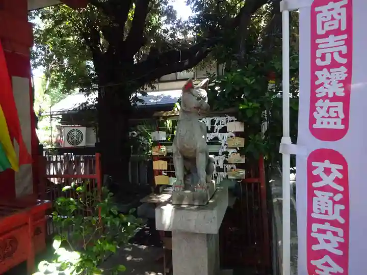 笠䅣稲荷神社の狛犬