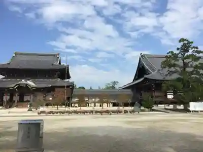 本山専修寺(三重県)