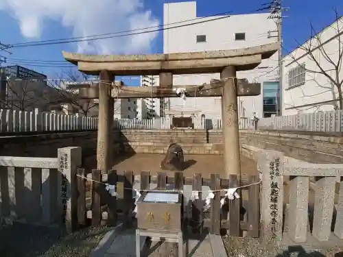 宿院頓宮の{uncategorized: "未分類", other: "その他", undefined: "問題あり", building: "その他建物", grave: "お墓", sacred_gate: "鳥居", guardian: "狛犬", statue: "像", buddha: "仏像", history: "歴史", nature: "自然", garden: "庭園", animal: "動物", pagoda: "塔", temizu: "手水舎", mountain_gate: "山門・神門", sanctuary: "本殿・本堂", subordinate: "末社・摂社", art: "芸術", scenery: "景色", jizo: "地蔵", ema: "絵馬", goshuin: "御朱印", omikuji: "おみくじ", items: "授与品その他", amulet: "お守り", goshuincho: "御朱印帳", eats: "食事", festival: "お祭り", votive_dance: "神楽", shichigosan: "七五三参", wedding: "結婚式", experience: "体験その他", initially: "初詣", around: "周辺", anti_infection: "感染症対策"}