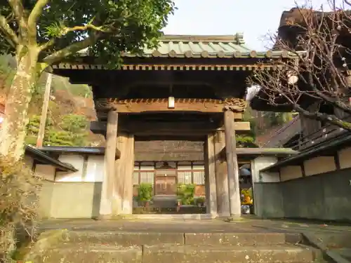 瀧門寺の山門・神門