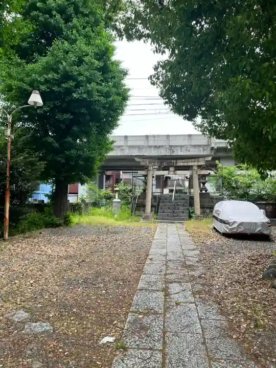 大森神社の{uncategorized: "未分類", other: "その他", undefined: "問題あり", building: "その他建物", grave: "お墓", sacred_gate: "鳥居", guardian: "狛犬", statue: "像", buddha: "仏像", history: "歴史", nature: "自然", garden: "庭園", animal: "動物", pagoda: "塔", temizu: "手水舎", mountain_gate: "山門・神門", sanctuary: "本殿・本堂", subordinate: "末社・摂社", art: "芸術", scenery: "景色", jizo: "地蔵", ema: "絵馬", goshuin: "御朱印", omikuji: "おみくじ", items: "授与品その他", amulet: "お守り", goshuincho: "御朱印帳", eats: "食事", festival: "お祭り", votive_dance: "神楽", shichigosan: "七五三参", wedding: "結婚式", experience: "体験その他", initially: "初詣", around: "周辺", anti_infection: "感染症対策"}