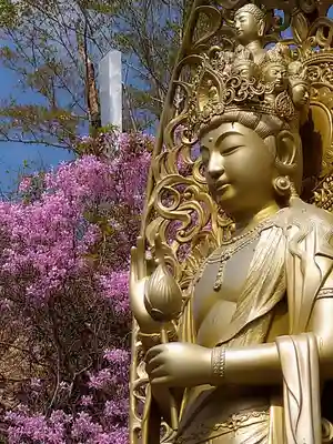 瀧不動尊の仏像