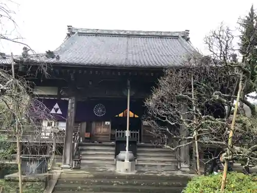 宝戒寺の本殿・本堂