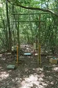 神谷稲荷明神社の鳥居(2020年05月13日(水) 20時00分00秒投稿)