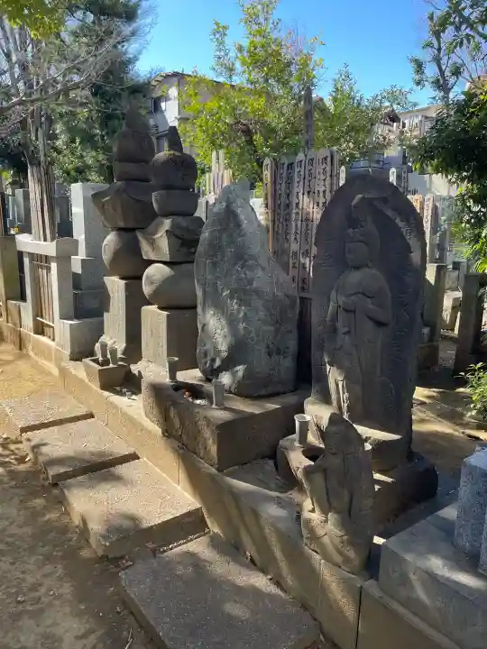大泉寺の{uncategorized: "未分類", other: "その他", undefined: "問題あり", building: "その他建物", grave: "お墓", sacred_gate: "鳥居", guardian: "狛犬", statue: "像", buddha: "仏像", history: "歴史", nature: "自然", garden: "庭園", animal: "動物", pagoda: "塔", temizu: "手水舎", mountain_gate: "山門・神門", sanctuary: "本殿・本堂", subordinate: "末社・摂社", art: "芸術", scenery: "景色", jizo: "地蔵", ema: "絵馬", goshuin: "御朱印", omikuji: "おみくじ", items: "授与品その他", amulet: "お守り", goshuincho: "御朱印帳", eats: "食事", festival: "お祭り", votive_dance: "神楽", shichigosan: "七五三参", wedding: "結婚式", experience: "体験その他", initially: "初詣", around: "周辺", anti_infection: "感染症対策"}