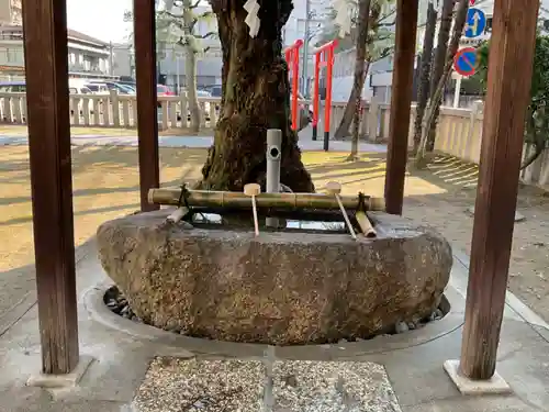 縣神社の手水舎
