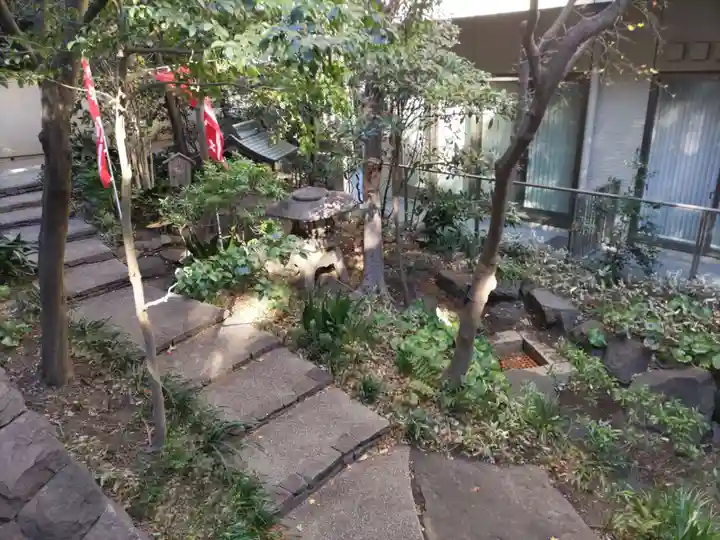 祠(極楽水)のその他建物