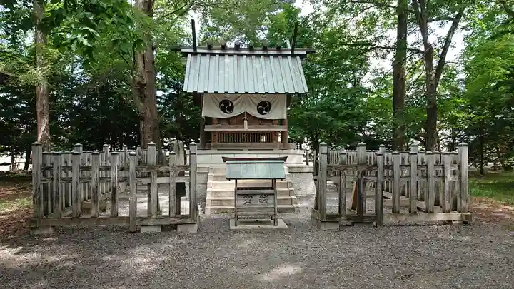 旭川神社の末社・摂社