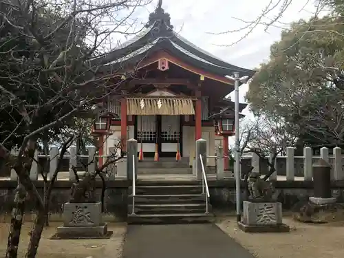 飯倉神社の本殿・本堂