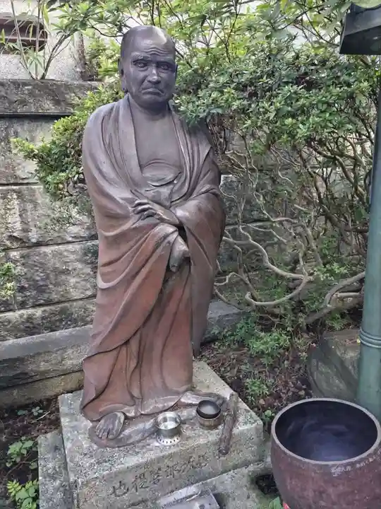 玉眞院玉川大師の仏像