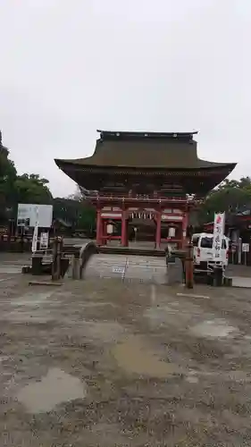 津島神社の山門・神門