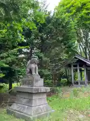 旧信濃神社の狛犬