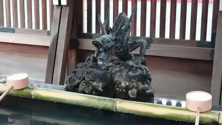 鷲神社の手水舎